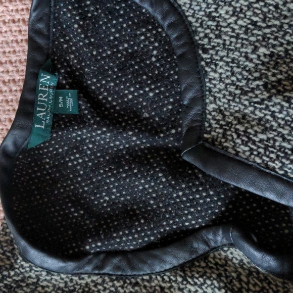 LRL wool sweater wrap - Picture 3 of 3